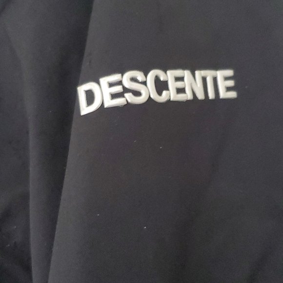 Japanese Brand - Descente - Size US 10 Women's Ski/Snowboard Jacket - Picture 3 of 7